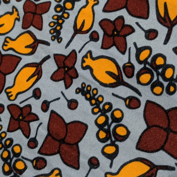 LuLaRoe leggings - Picture 2 of 2